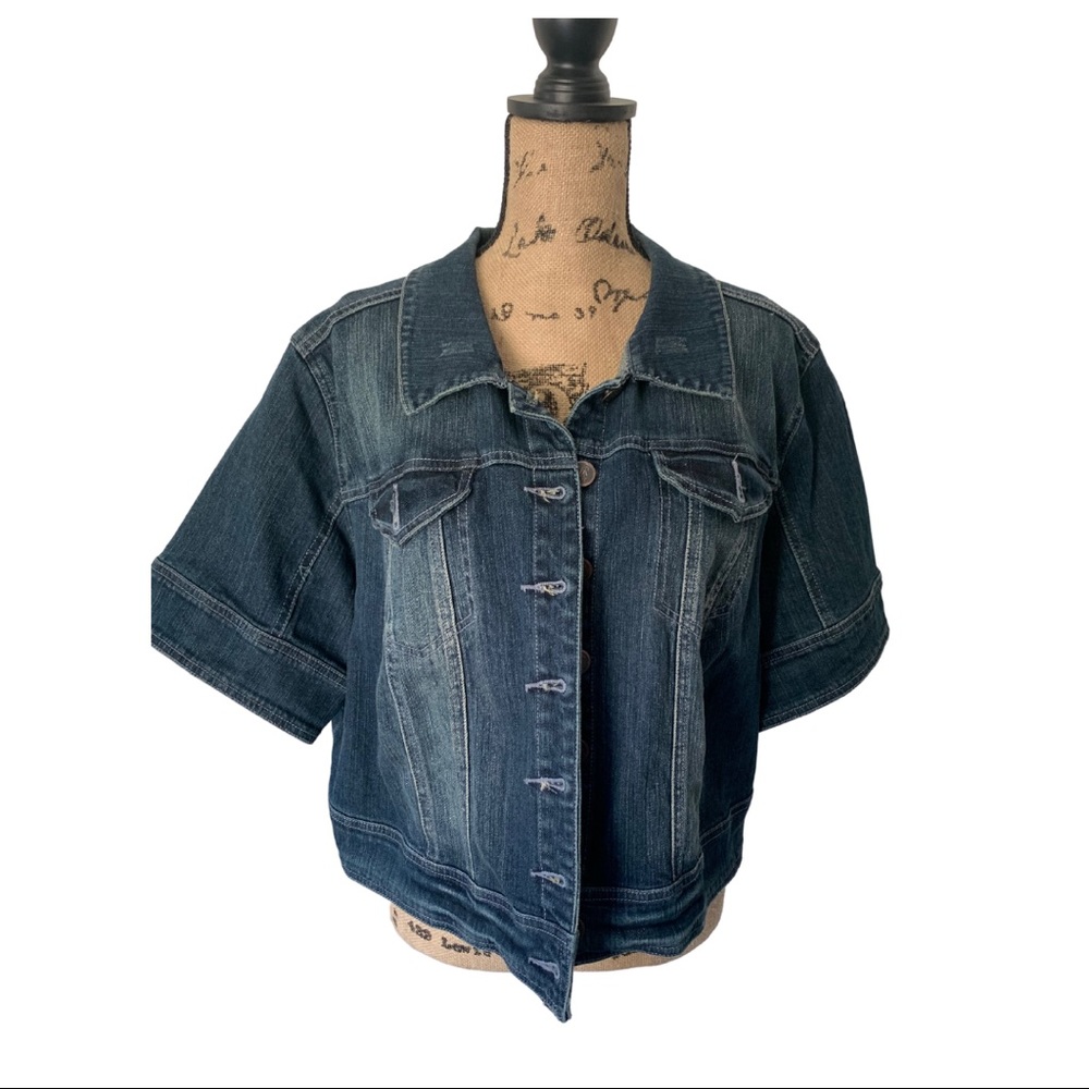 Distressed Short Sleeve Jean Jacket